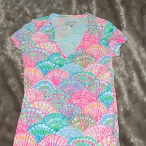Lilly Pulitzer Oh Shello tee like new size xxs